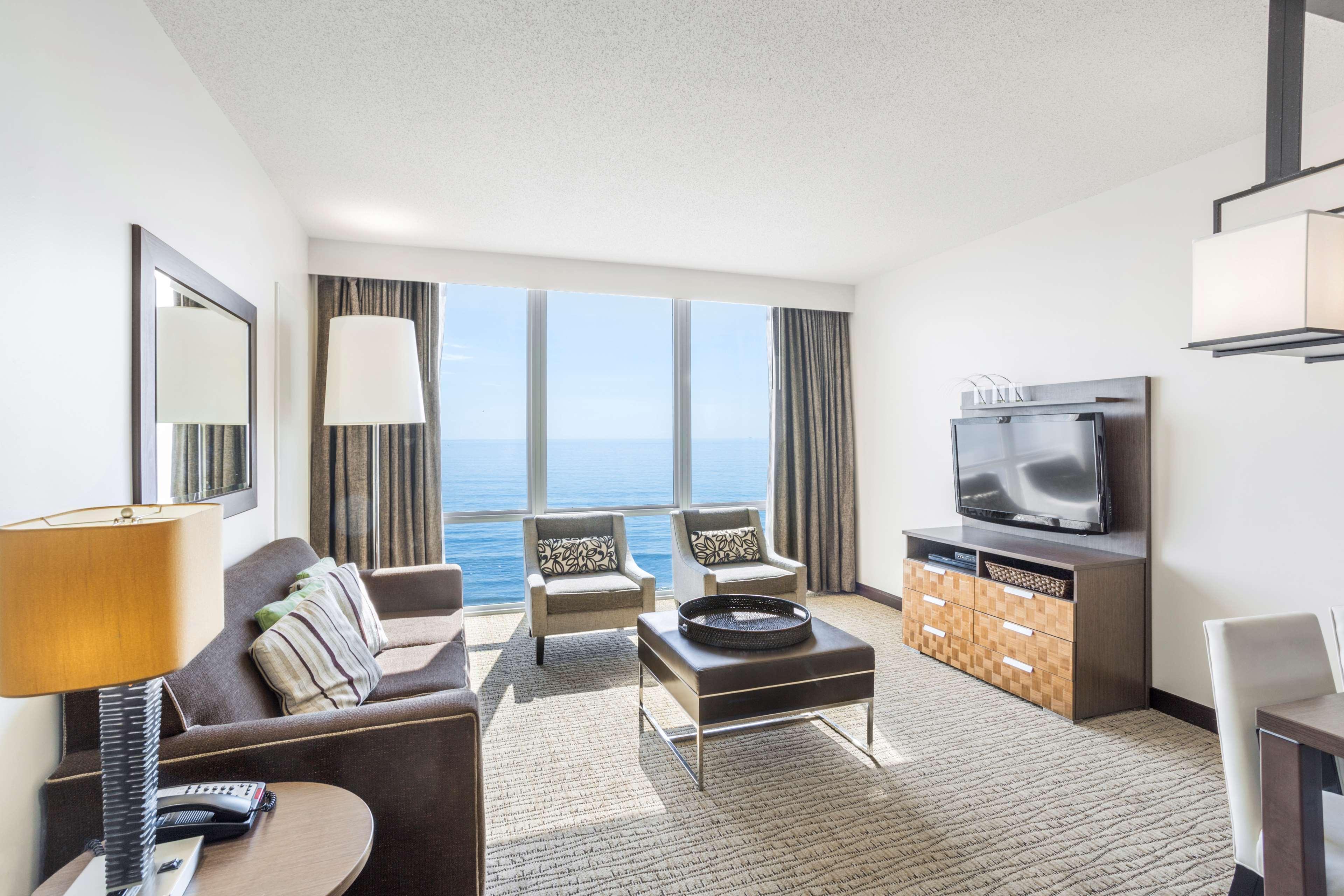 Hilton Vacation Club Oceanaire Вирджиния-Бич Экстерьер фото