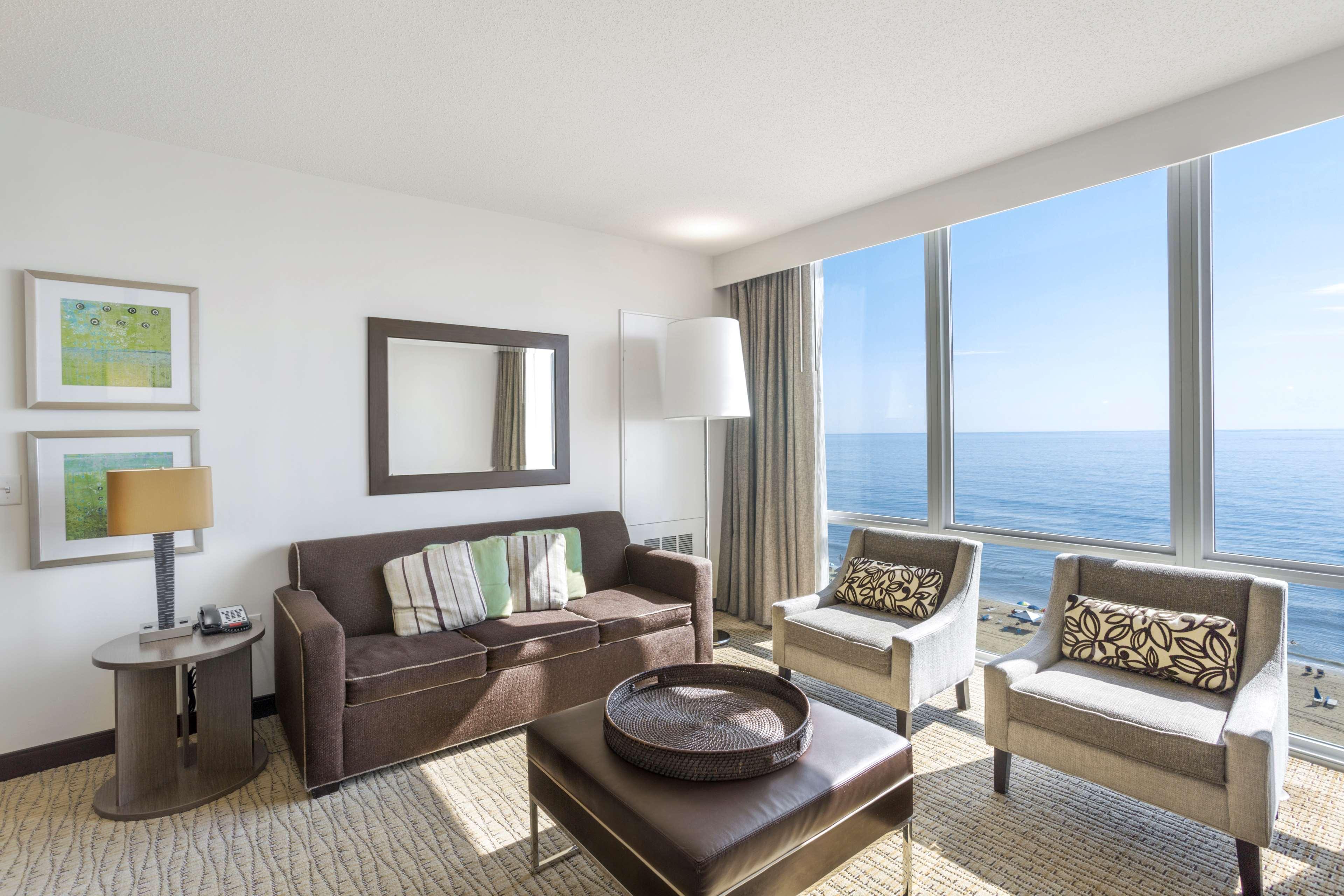 Hilton Vacation Club Oceanaire Вирджиния-Бич Экстерьер фото