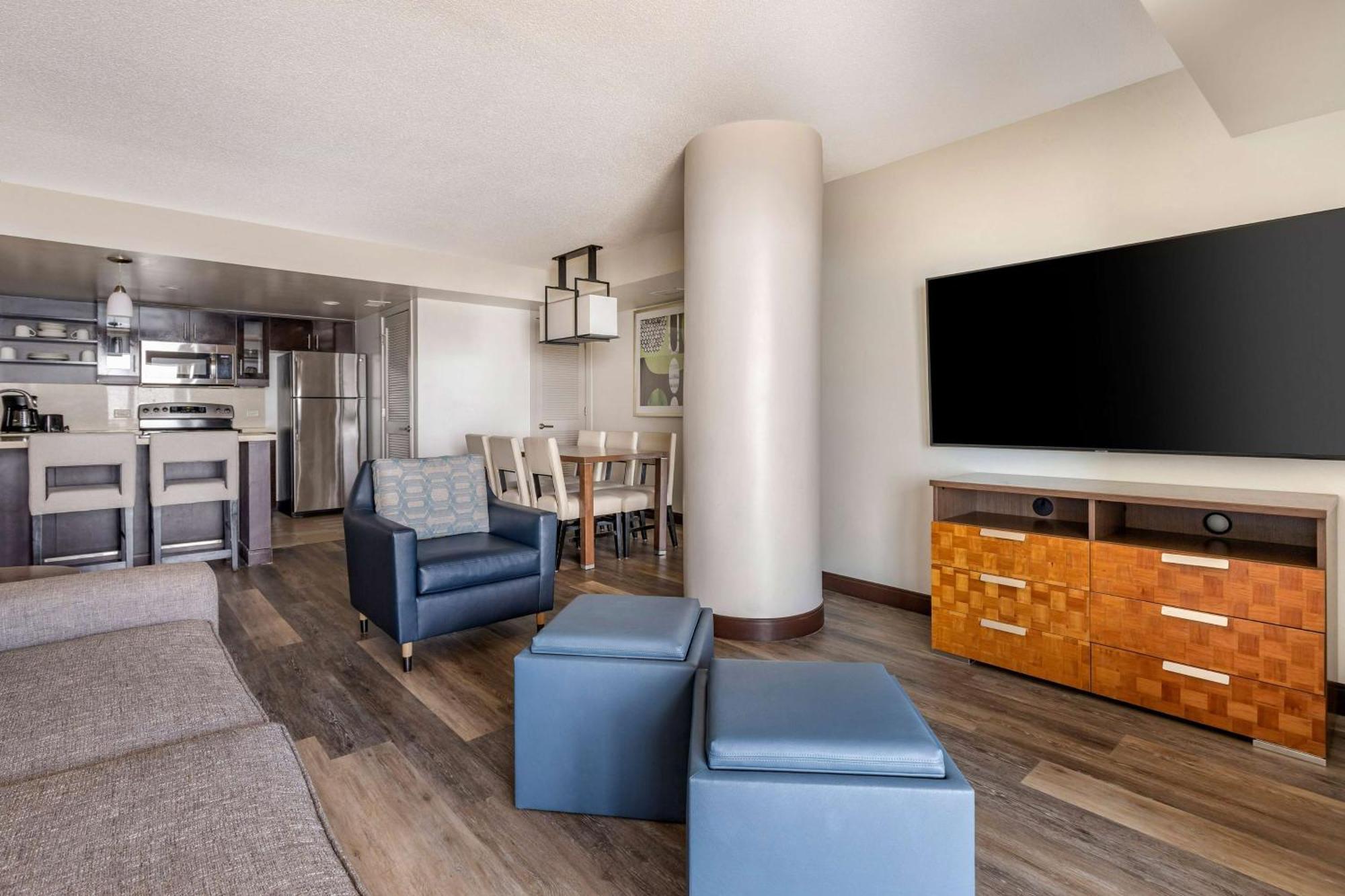 Hilton Vacation Club Oceanaire Вирджиния-Бич Экстерьер фото